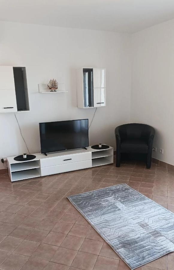 Family Apartments Tomy Пунат Екстериор снимка